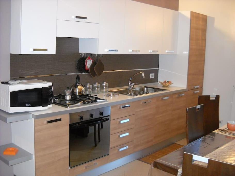 Marconi E Garibaldi 76 Apartment กัสเตลลัมมาเร เดล โกลโฟ ภายนอก รูปภาพ