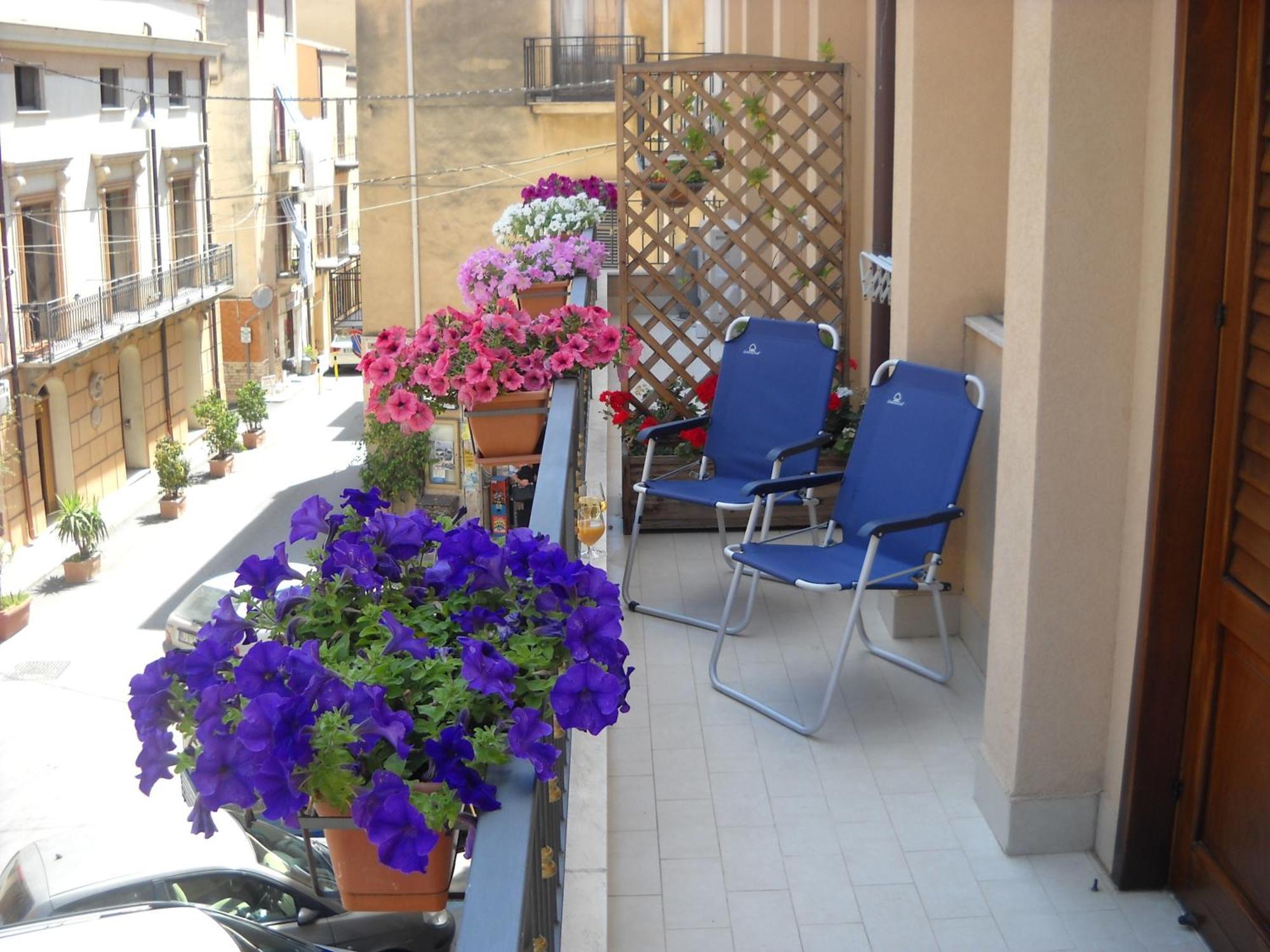 Marconi E Garibaldi 76 Apartment กัสเตลลัมมาเร เดล โกลโฟ ภายนอก รูปภาพ